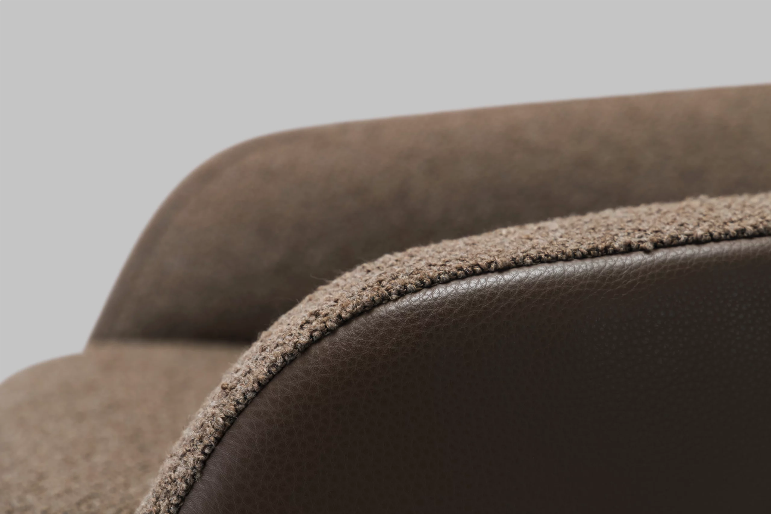 Harvink Clip fauteuil design bruin