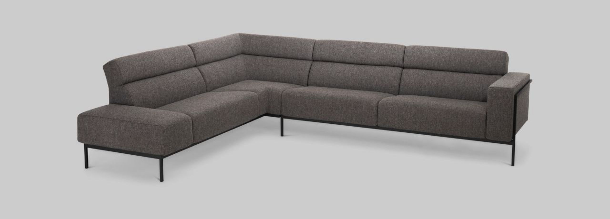 Harvink hoekbank Forum Hallingdal donkerbruin grijs met zwart fijnstructuur frame