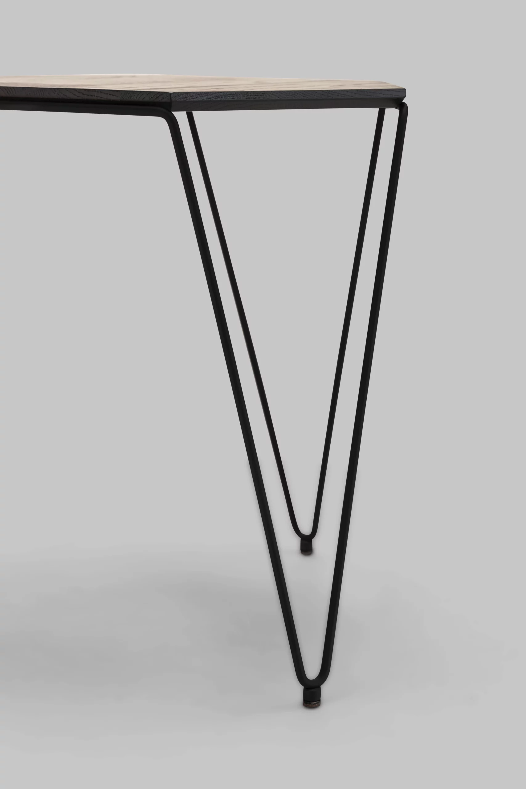 Harvink bijzettafel Rep &amp; Roer blad eiken antraciet met frame zwart fijnstructuur