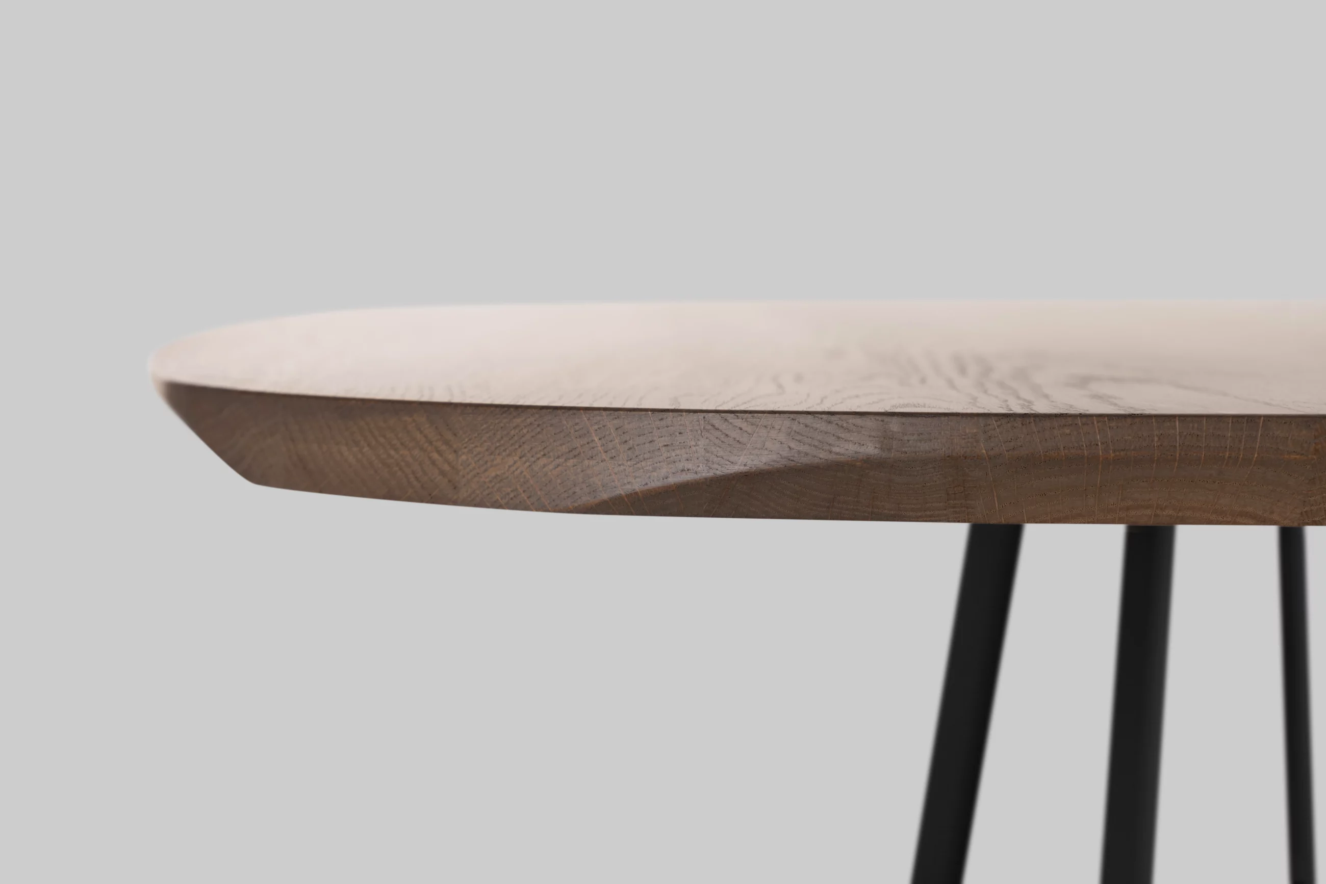 Harvink eettafel Fier Deens ovaal blad eiken smoke gebeitst afgewerkt met matte lak