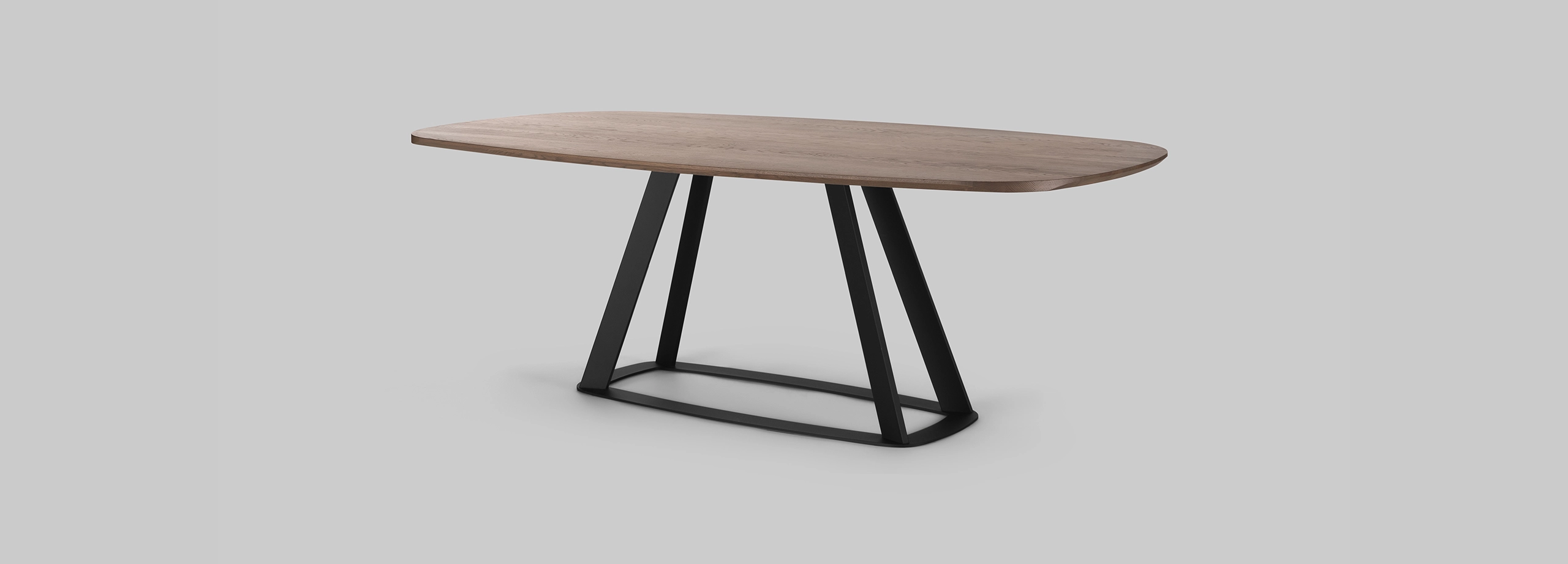 Harvink eettafel Fier Deens ovaal blad eiken smoke gebeitst afgewerkt met matte lak