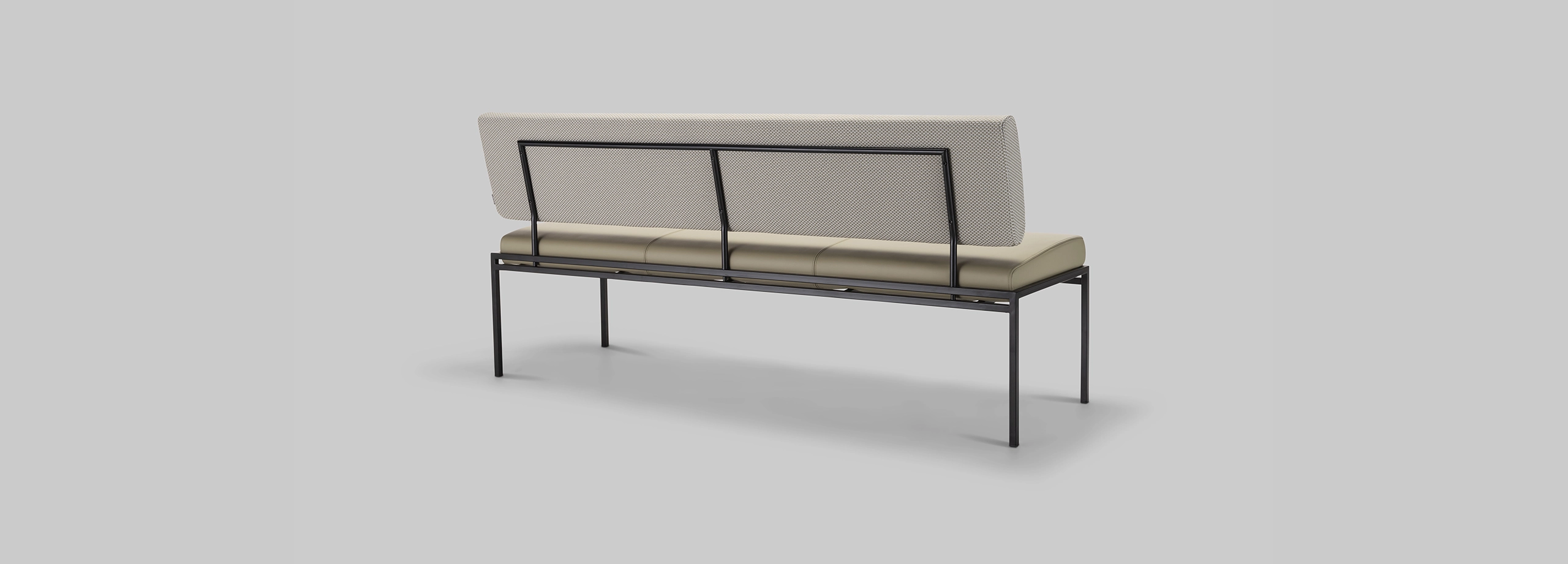 Harvink eetbank Troef in combinatie stof Grape (uitlopend) groen beige en leer 1616 sage groen beige met frame zwart