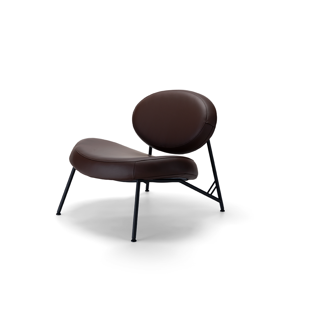 Harvink fauteuil Tipi in leer choco donkerbruin met frame zwart fijnstructuur