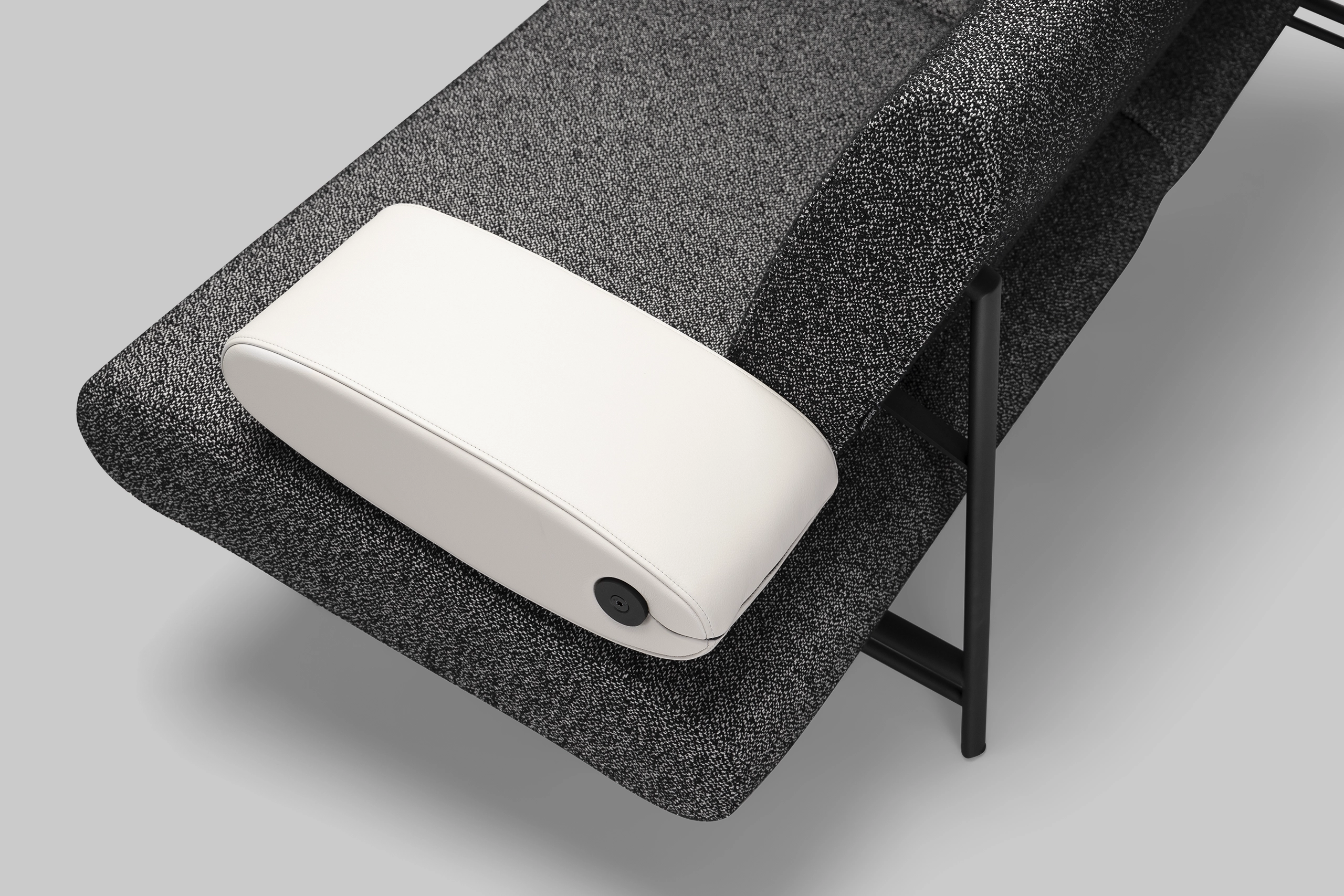 Harvink bank Armslag stof Ciro zwart wit leder 1616 wit met zwart fijnstructuur frame